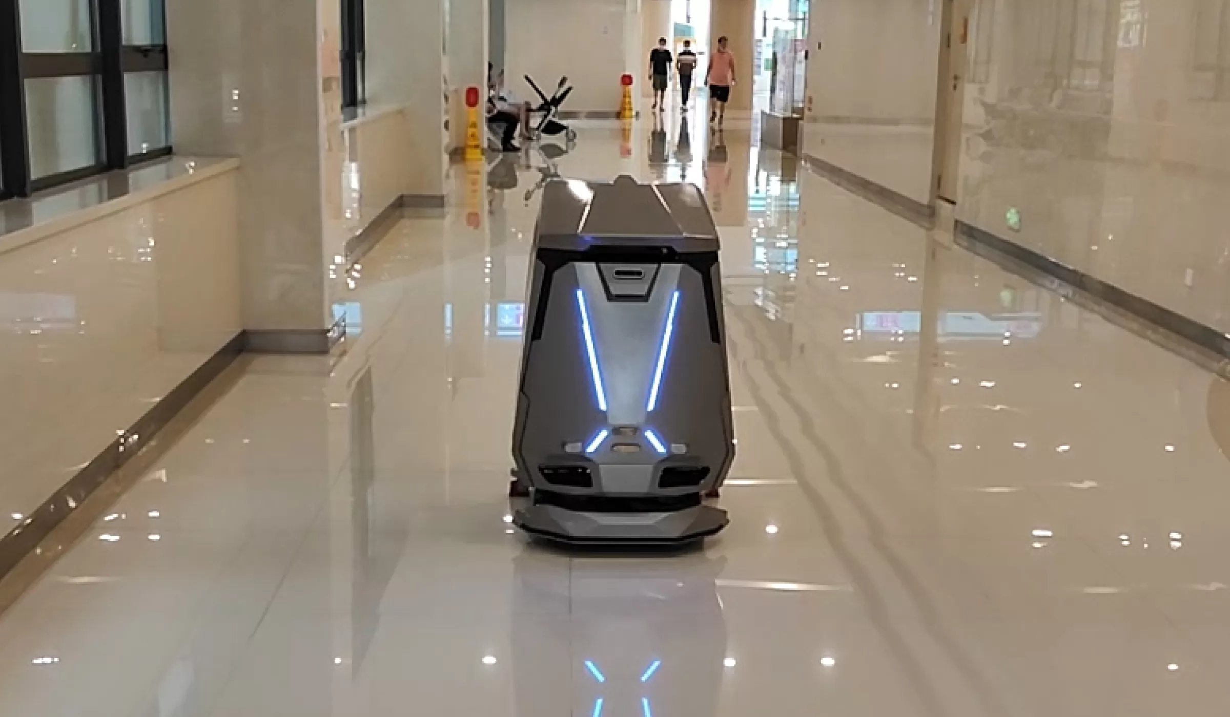 hospital floor scrubber