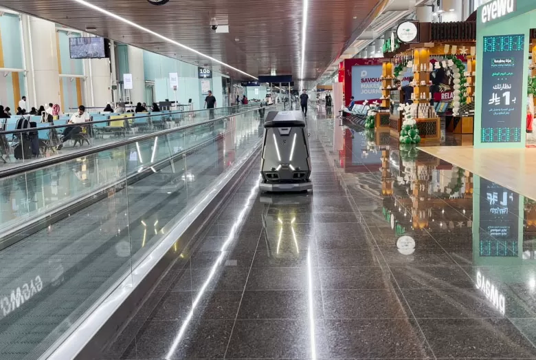 Flughafen reinigung mit Skywalker 50 erhöhen